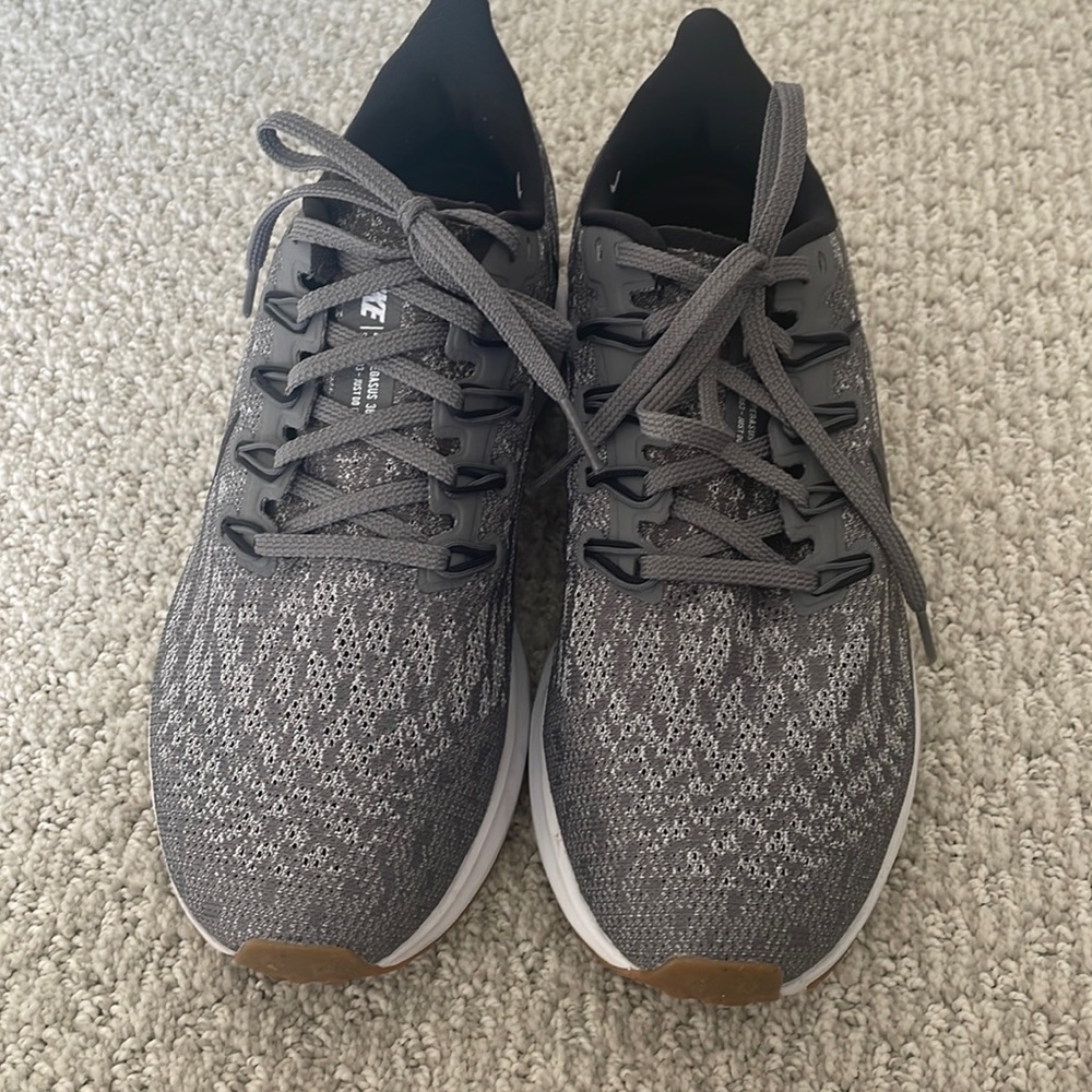 Nike Zoom running shoes women’s size 8